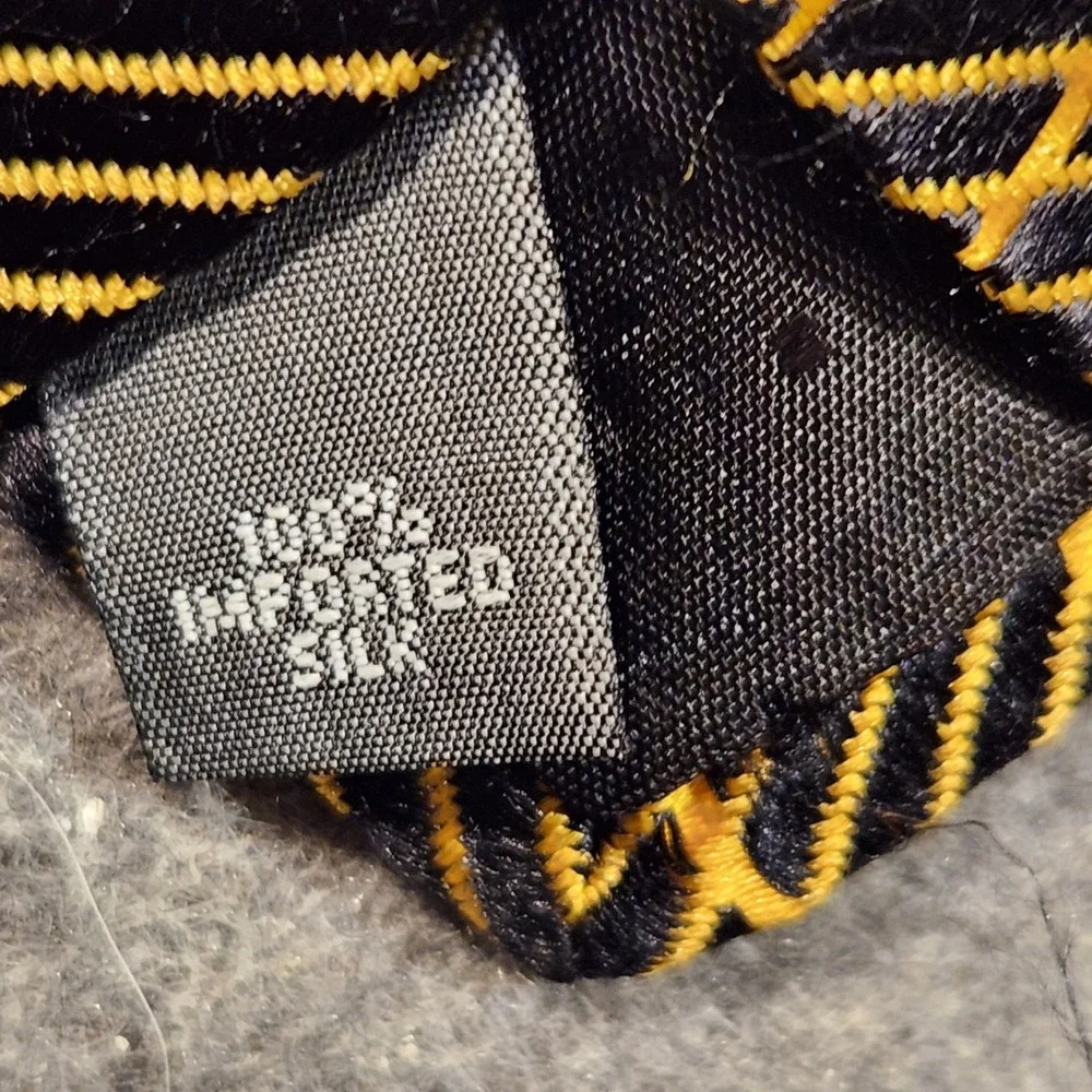 Vintage Bugatti‎ Silk Tie Black Yellow Stripe Mens Designer Luxury Necktie USA